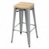 Tabourets hauts en acier galvanisé avec assise en bois Bolero Bistro (lot de 4) GM638 Bolero